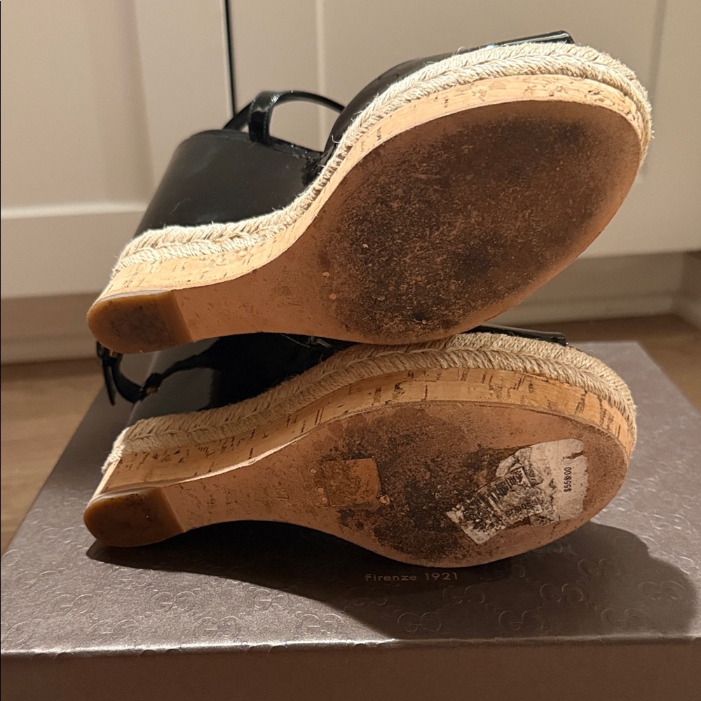 Gucci Black Patent Leather Espadrille Wedge Sandals - Picture 3 of 5